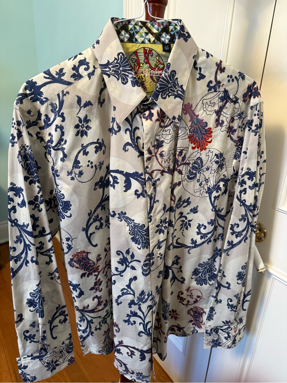 Robert Graham Cream Button-Down Shirt with Blue Floral Scrolls and Red Accents